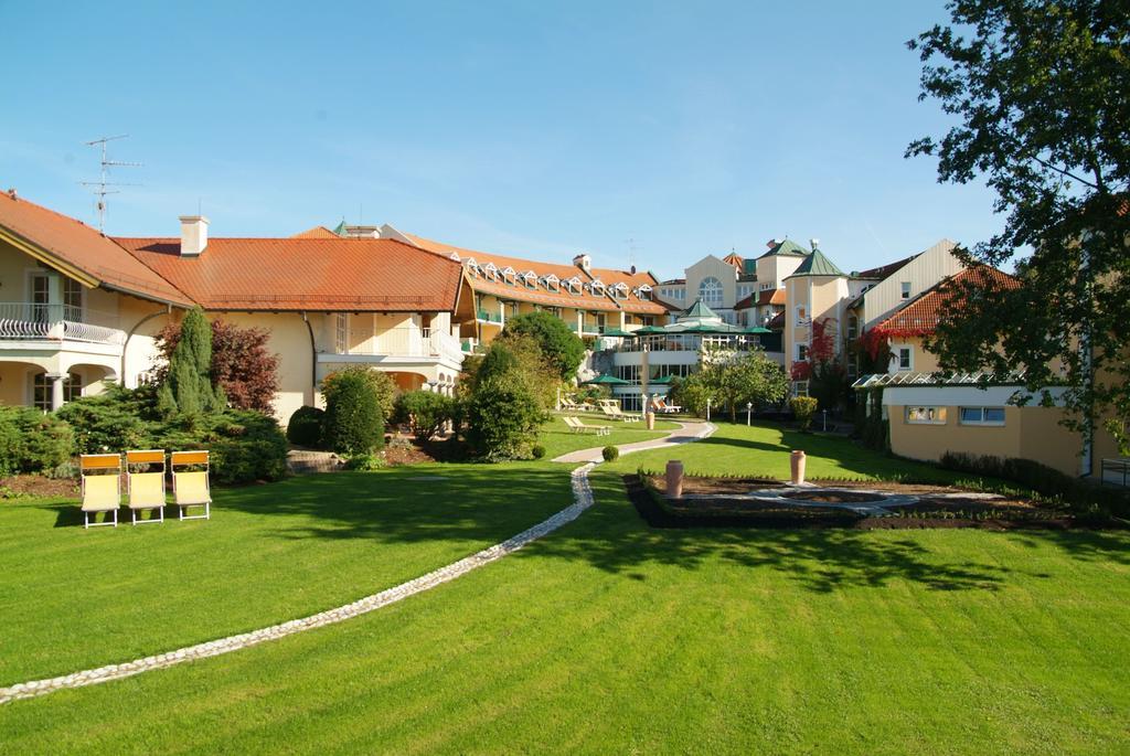 Columbia Hotel Bad Griesbach บัด กรีสบาค ภายนอก รูปภาพ